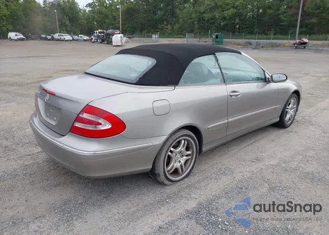 2004 Mercedes-Benz Clk 320 from USA, damaged, VIN WDBTK65GX4T020954
